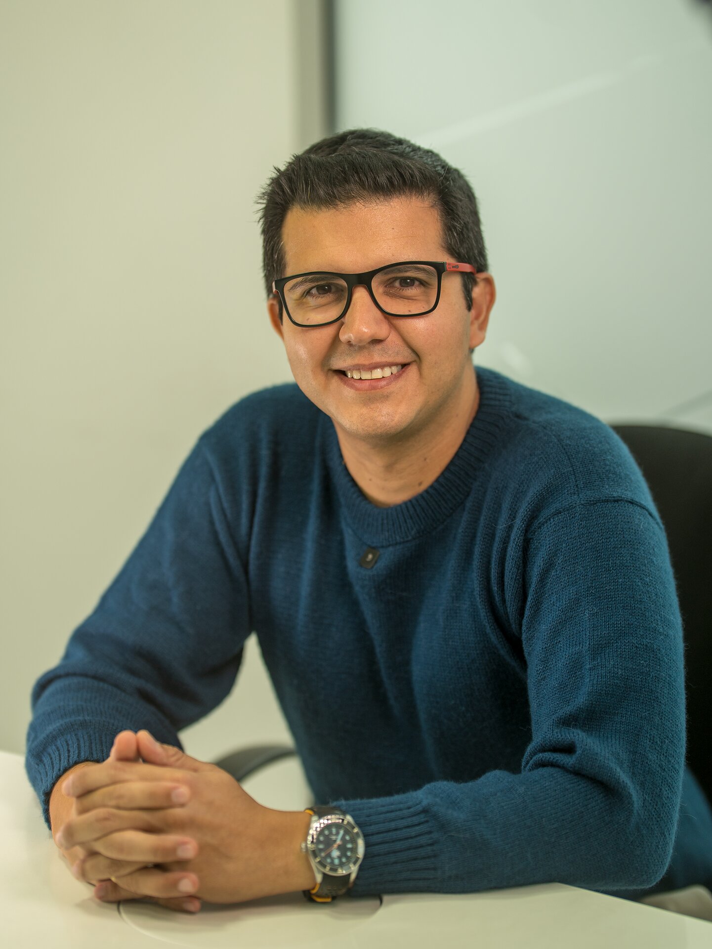 Dr. Enrique Runzer Colmenares